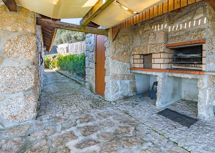 Casa De Basto וילה